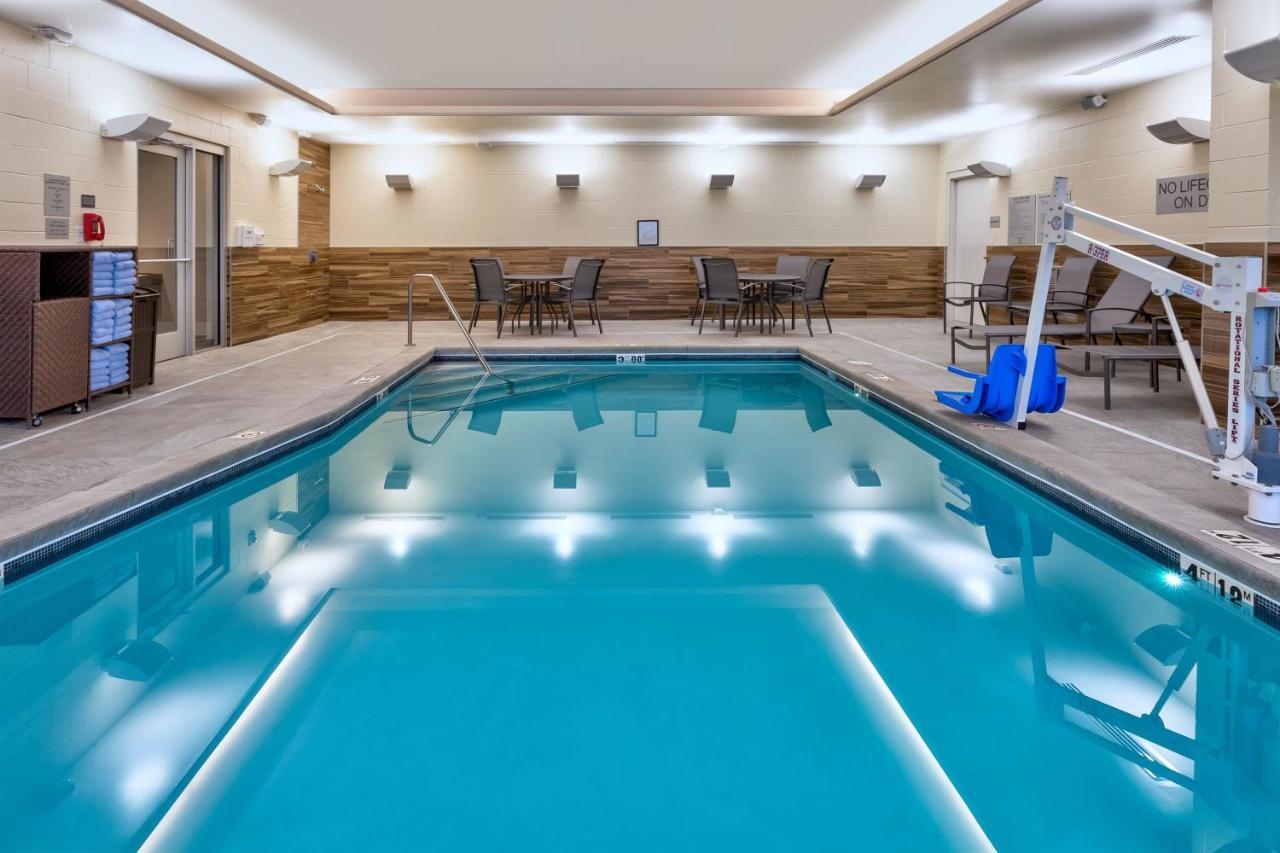 Fairfield By Marriott Inn & Suites Grand Rapids North Walker Εξωτερικό φωτογραφία